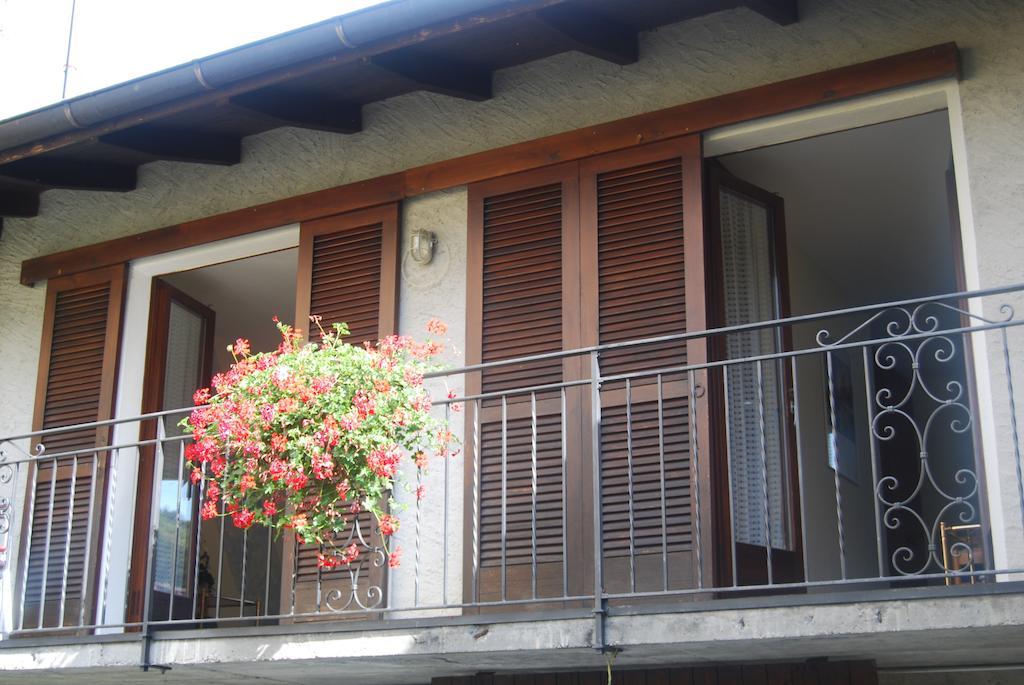 Grotto Bellavista Bed and Breakfast Sant'Abbondio Rum bild